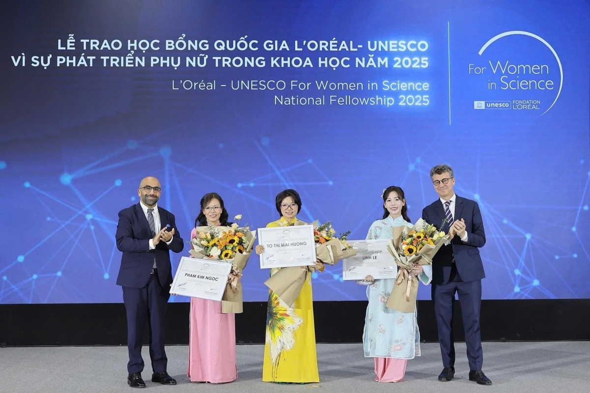Chương trình học bổng quốc gia L\’Oréal – UNESCO: 16 năm kiến tạo bệ phóng cho nữ giới trong cuộc đua khoa học toàn cầu.