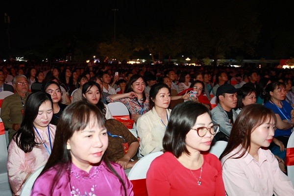 Khai mạc Lễ hội đền Trần tỉnh Hưng Yên năm 2026 Khai mạc Lễ hội đền Trần tỉnh Hưng Yên năm 2026