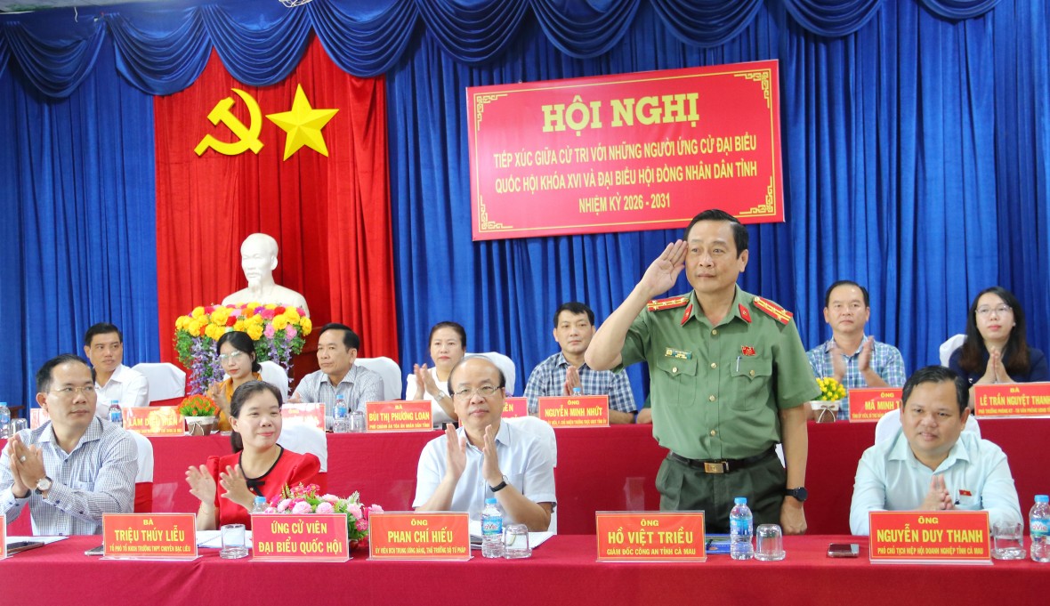 Đại tá Hồ Việt Triều: Sẽ đưa tiếng nói của cử tri Cà Mau đến nghị trường Quốc hội Đại tá Hồ Việt Triều: Sẽ đưa tiếng nói của cử tri Cà Mau đến nghị trường Quốc hội