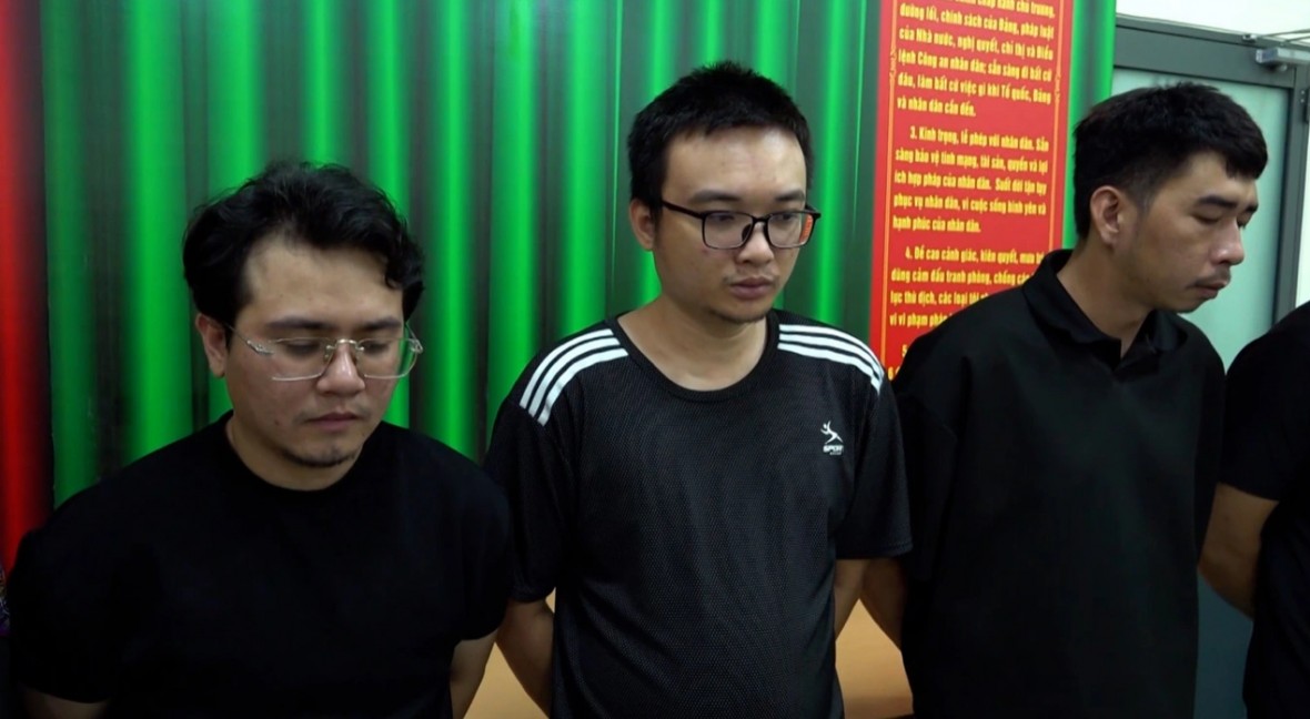 Triệt phá đường dây cung cấp 