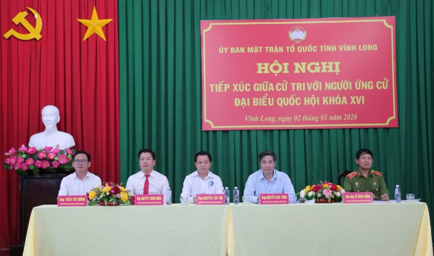 Giám đốc Học viện Tài chính Nguyễn Đào Tùng tiếp xúc cử tri 2 phường tại tỉnh Vĩnh Long Giám đốc Học viện Tài chính Nguyễn Đào Tùng tiếp xúc cử tri 2 phường tại tỉnh Vĩnh Long