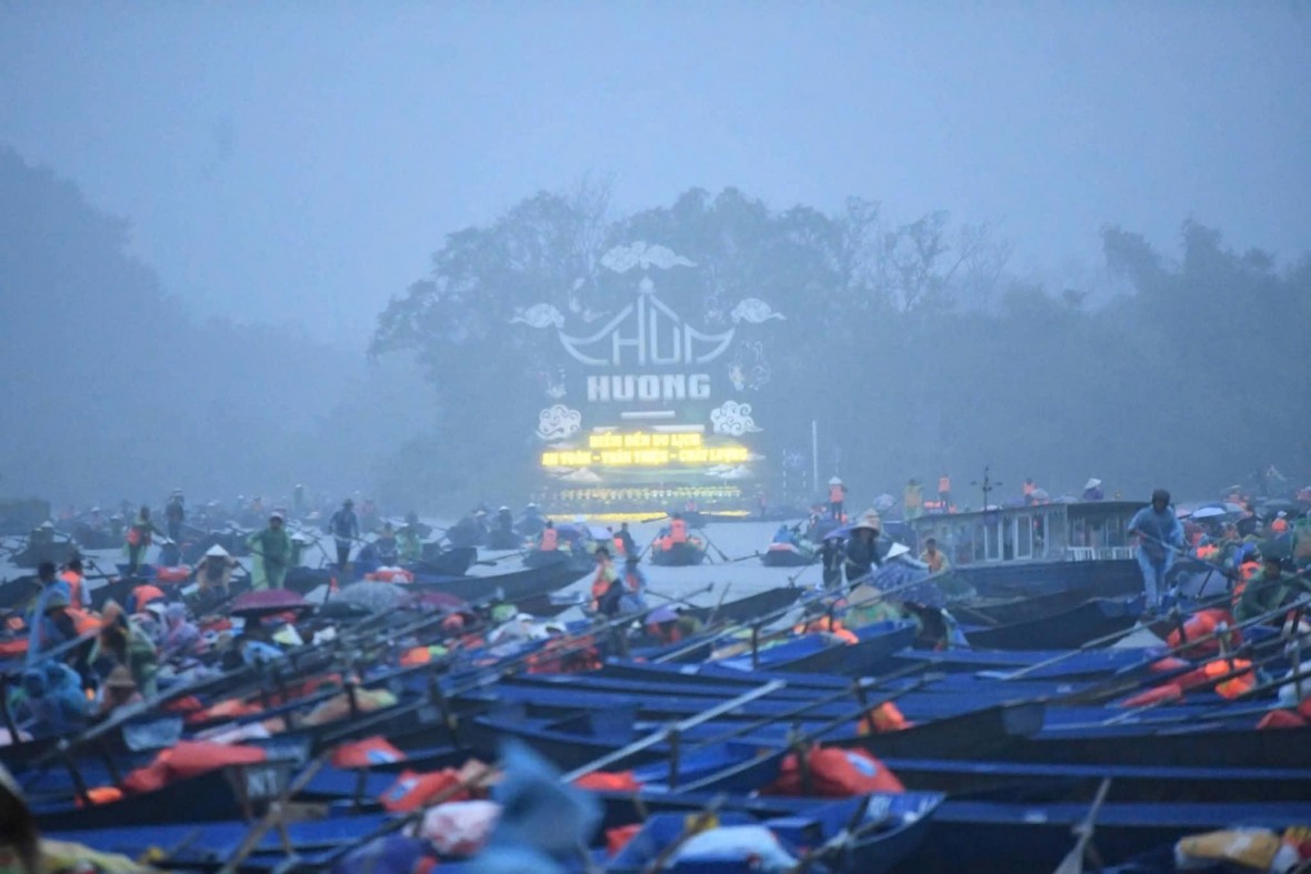 Khai thác tiềm năng du lịch tâm linh: Cần chiến lược bài bản và văn minh
