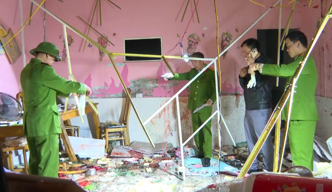 Khởi tố vụ nổ mìn ở Thanh Hoá khiến 10 người nhập viện ngày mùng 2 Tết Khởi tố vụ nổ mìn ở Thanh Hoá khiến 10 người nhập viện ngày mùng 2 Tết