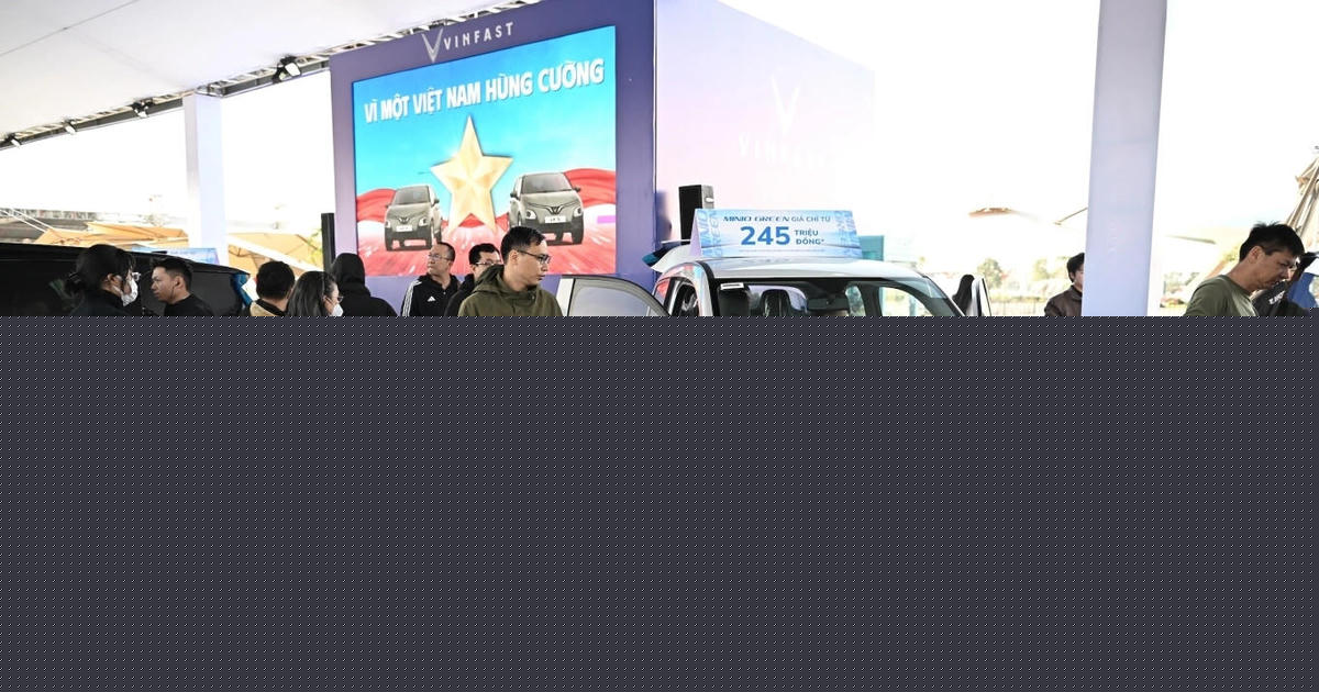 Cục diện thị trường ô tô 2025: Xe điện và xe gầm cao thống trị, VinFast xác lập vị thế dẫn đầu