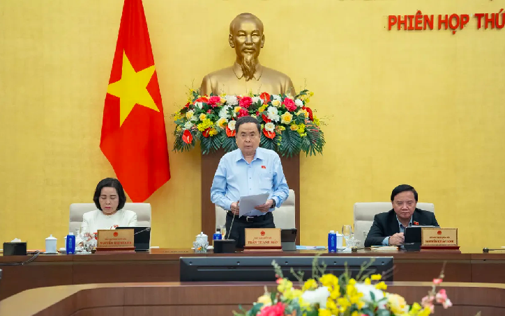 Chủ tịch Quốc hội Trần Thanh Mẫn điều hành phiên họp