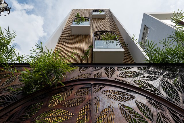 C&ocirc; chủ đam m&ecirc; l&agrave;m vườn mong muốn hơn hết l&agrave; kh&ocirc;ng gian tho&aacute;ng đ&atilde;ng, thư th&aacute;i sau một ng&agrave;y l&agrave;m việc mệt mỏi với những mảng xanh dồi d&agrave;o để thỏa m&atilde;n sở th&iacute;ch như ở qu&ecirc;.