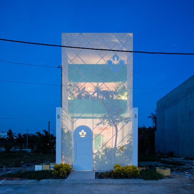 Căn nh&agrave; phố nhỏ ở TP HCM diện t&iacute;ch 4 x 18 m cho 7 th&agrave;nh vi&ecirc;n sinh sống n&ecirc;n được y&ecirc;u cầu c&agrave;ng rộng c&agrave;ng tốt.