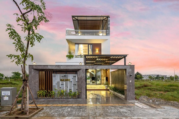 &nbsp; Nh&igrave;n mặt tiền đ&atilde; thấy ng&ocirc;i nh&agrave; cực sang trọng