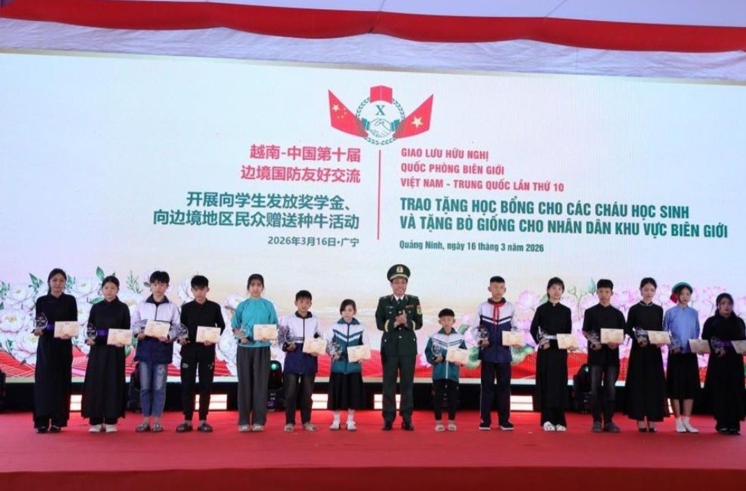 BĐBP tiếp sức học sinh, hỗ trợ sinh kế cho hộ nghèo khu vực vùng biên Quảng Ninh BĐBP tiếp sức học sinh, hỗ trợ sinh kế cho hộ nghèo khu vực vùng biên Quảng Ninh