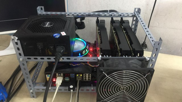 Một mẫu tr&acirc;u c&agrave;y sử dụng VGA cỡ nhỏ d&agrave;nh cho người mới tham gia. Ảnh:&nbsp;NVCC.