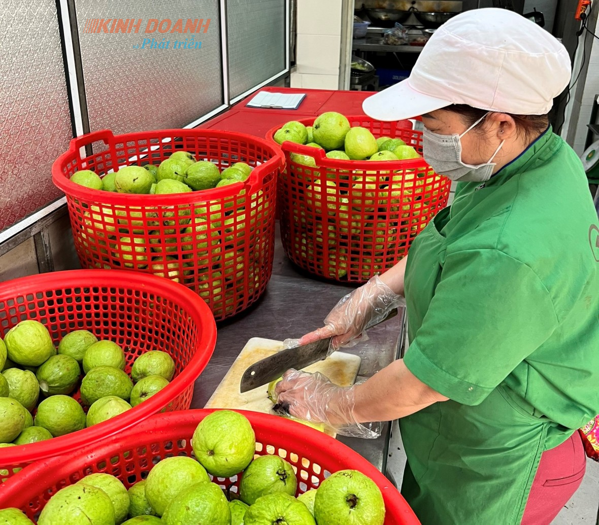 Doanh nghiệp đi đầu trong cung cấp thực phẩm suất ăn