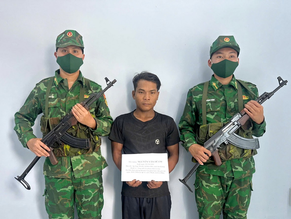 BĐBP Cà Mau liên tiếp phát hiện, bắt giữ các đối tượng tàng trữ trái phép chất ma túy