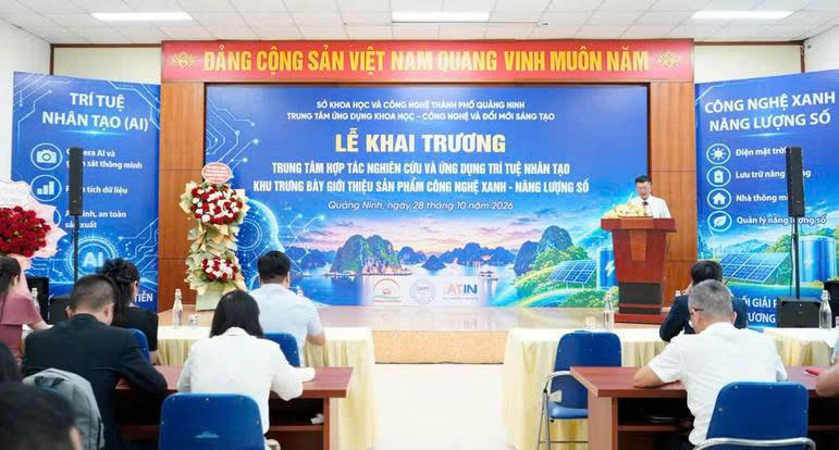 Quảng Ninh khai trương Trung tâm Hợp tác nghiên cứu AI và Khu trưng bày giới thiệu sản phẩm công nghệ xanh - năng lượng số