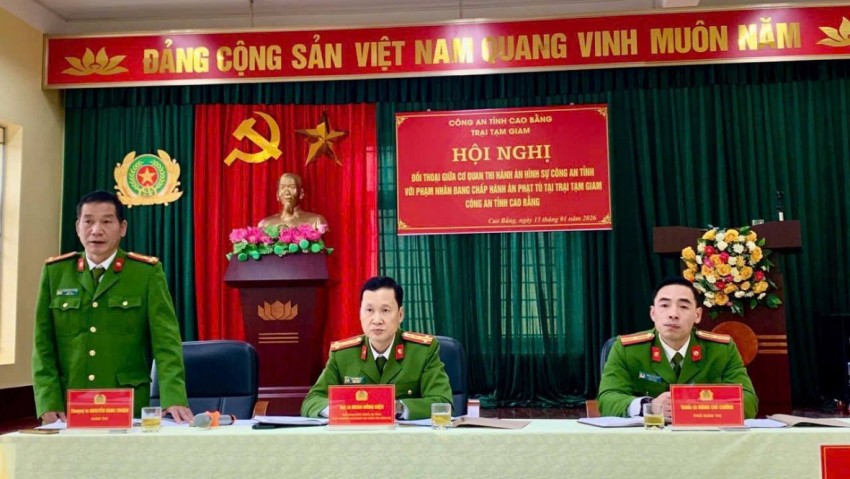 Trại tạm giam Công an tỉnh Cao Bằng tổ chức hội nghị đối thoại với phạm nhân