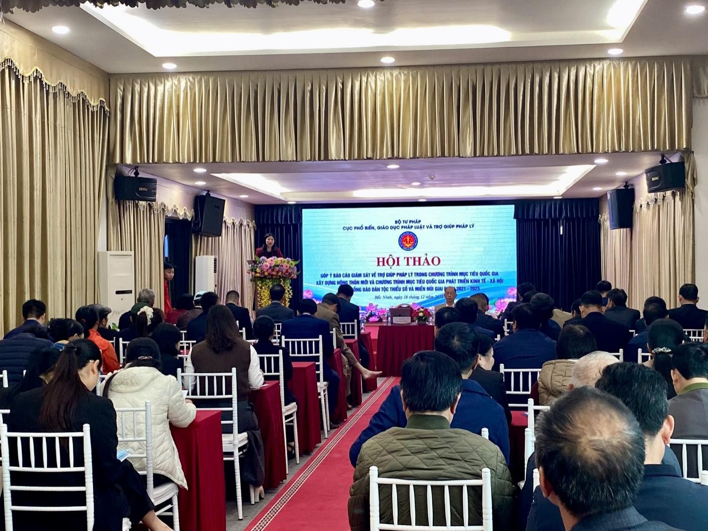 Hoàn thiện Báo cáo giám sát việc thực hiện nội dung trợ giúp pháp lý trong các Chương trình mục tiêu quốc gia