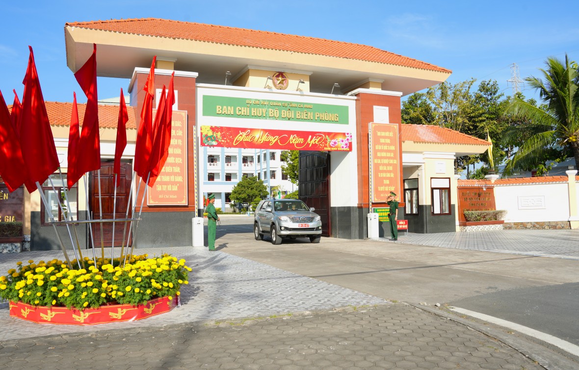 Xuân nơi đầu sóng: Ấm áp tình quân – dân trên tuyến đầu biên giới biển Cà Mau