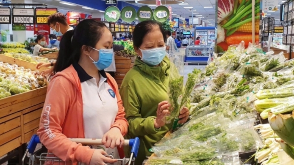 Bộ trưởng Bộ Công Thương vừa ký ban hành Công điện số 7492/CĐ-BCT ngày 01/10/2025 về việc bảo đảm nguồn cung hàng hóa thiết yếu bình ổn thị trường mùa mưa bão và giai đoạn cuối năm 2025.