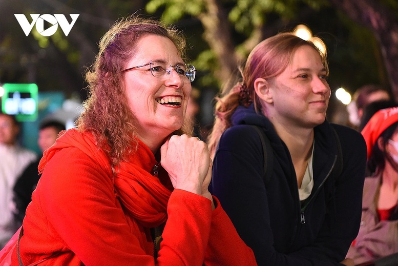 Rộn ràng không khí đón xuân trên mọi miền Tổ quốc- Ảnh 3.