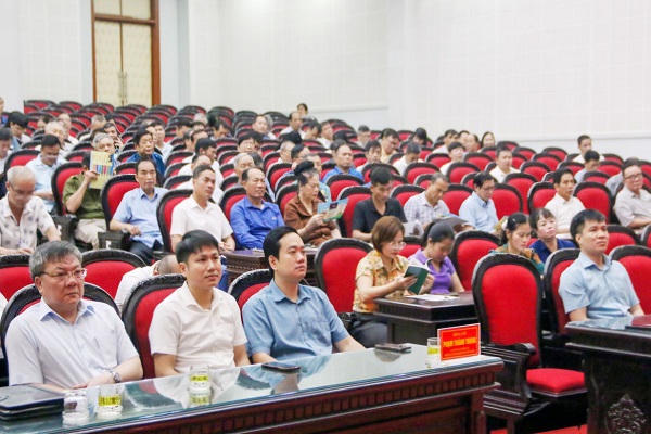Ninh Bình bồi dưỡng kiến thức pháp luật cho hơn 300 hòa giải viên cơ sở