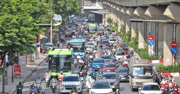 Hà Nội xử lý 44 điểm ùn tắc, tiếp tục tháo gỡ 7 điểm nghẽn giao thông