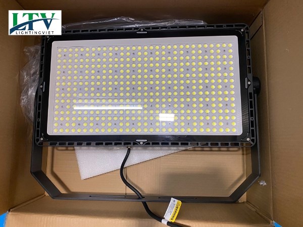 Sản phẩm chất lượng cao thể hiện sự kh&aacute;c biệt v&agrave; uy t&iacute;n của thương hiệu Việt.