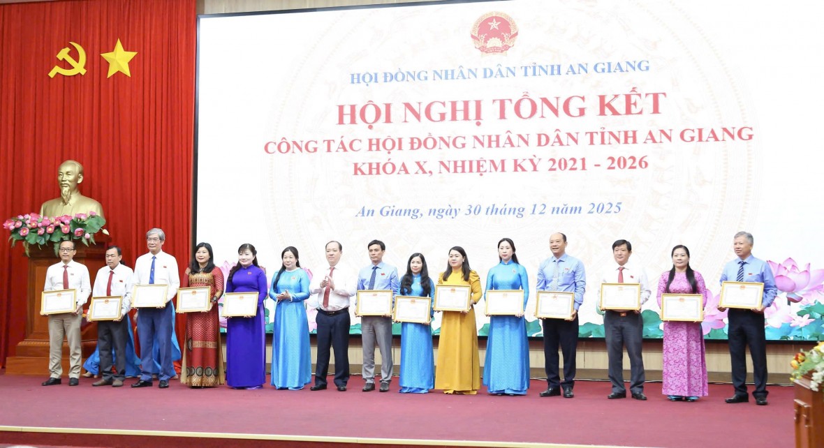 An Giang tổng kết nhiệm kỳ HĐND khóa X: Dấu ấn đổi mới và bước ngoặt lịch sử sáp nhập An Giang tổng kết nhiệm kỳ HĐND khóa X: Dấu ấn đổi mới và bước ngoặt lịch sử sáp nhập