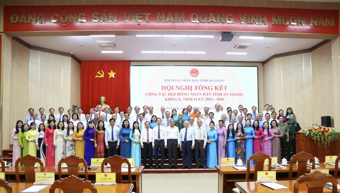 An Giang tổng kết nhiệm kỳ HĐND khóa X: Dấu ấn đổi mới và bước ngoặt lịch sử sáp nhập An Giang tổng kết nhiệm kỳ HĐND khóa X: Dấu ấn đổi mới và bước ngoặt lịch sử sáp nhập