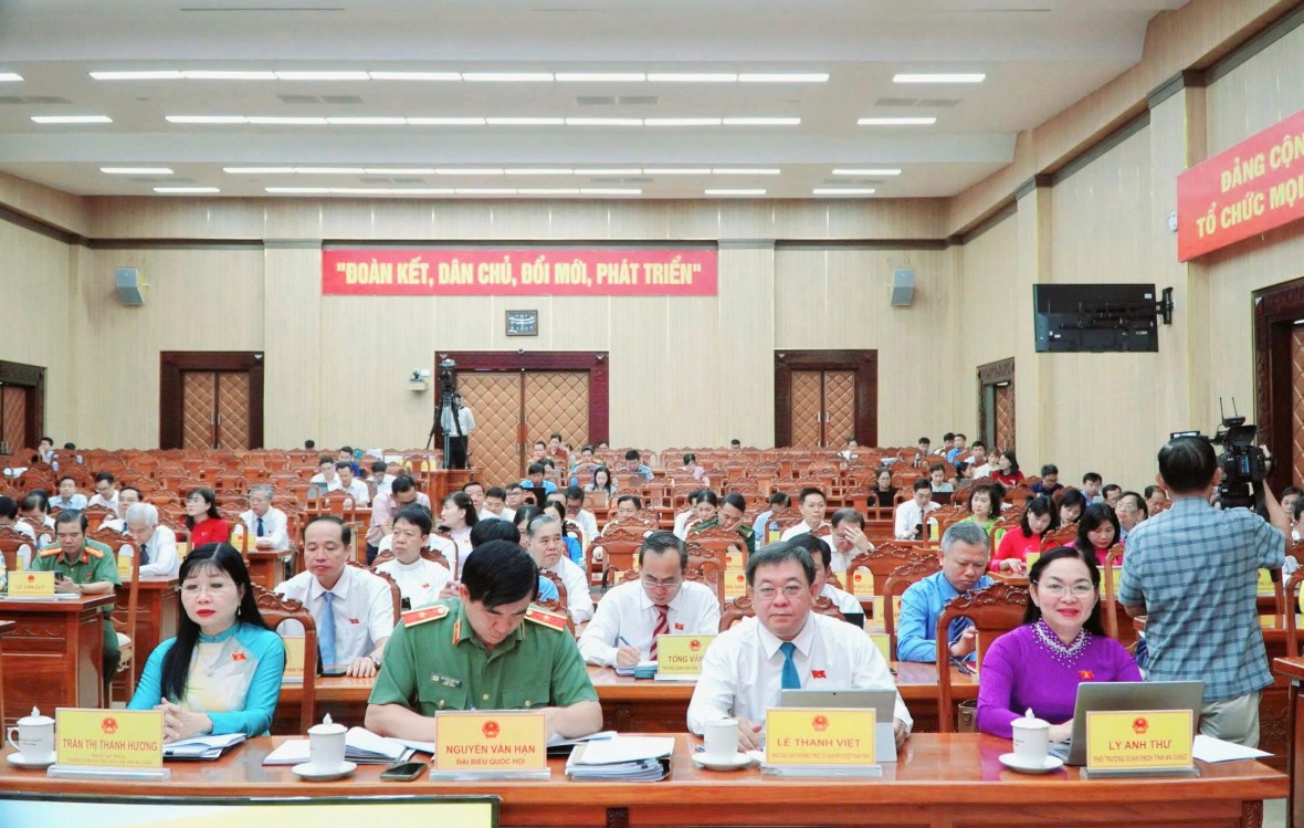 An Giang: Giải quyết “bài toán” tài sản công dôi dư và áp lực nước sạch sau sáp nhập tỉnh An Giang: Giải quyết “bài toán” tài sản công dôi dư và áp lực nước sạch sau sáp nhập tỉnh