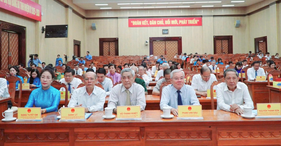 An Giang tổng kết nhiệm kỳ HĐND khóa X: Dấu ấn đổi mới và bước ngoặt lịch sử sáp nhập An Giang tổng kết nhiệm kỳ HĐND khóa X: Dấu ấn đổi mới và bước ngoặt lịch sử sáp nhập