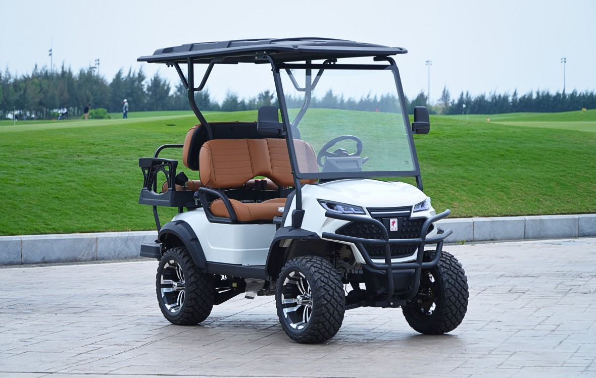 GIO MOBI ra mắt 3 mẫu xe điện nội khu hướng tới sân golf và khu du lịch