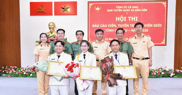 Công an tỉnh Cà Mau chăm bồi đội ngũ tuyên truyền viên, lan tỏa Nghị quyết của Đảng
