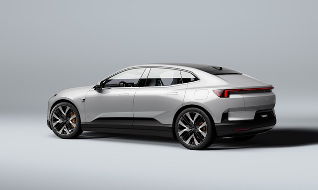 Tuyên bố không cần kính sau vì đã có camera, mẫu xe này đối diện nguy cơ bị triệu hồi vì... không nhìn thấy gì - Ảnh 1