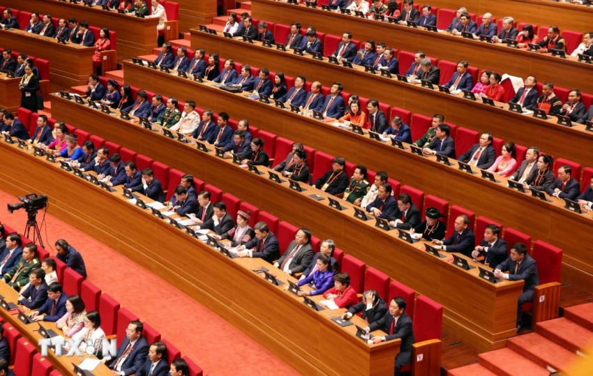 Tiếp tục đổi mới mạnh mẽ phương thức lãnh đạo, cầm quyền của Đảng