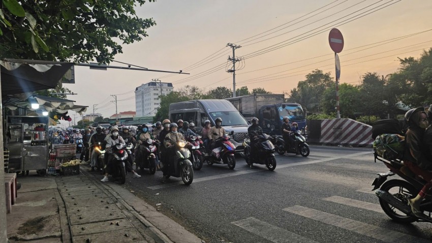 Giao thông từ miền Tây về TP HCM “tăng nhiệt” sau kỳ nghỉ Tết Giao thông từ miền Tây về TP HCM “tăng nhiệt” sau kỳ nghỉ Tết