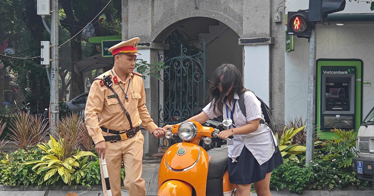Hà Nội xử lý 1.780 trường hợp học sinh vi phạm giao thông trong nửa tháng