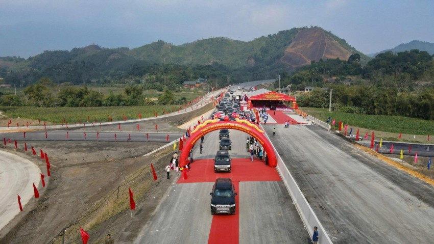 Tuyên Quang khởi công, động thổ, khánh thành nhiều dự án quan trọng