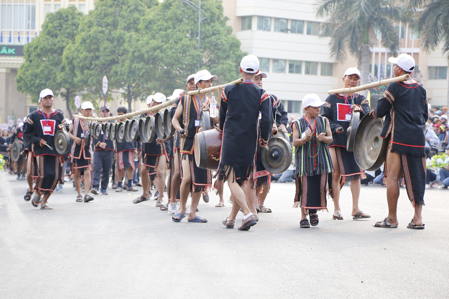 bieu dien le hoi duong pho