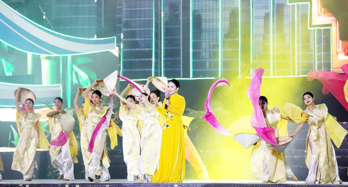 Phú Thọ: “Đất Tổ linh thiêng - Khát vọng hùng cường”