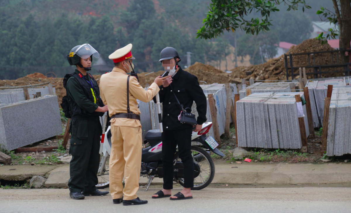 Thời tiết ngày Mùng 3 Tết: Hà Nội có mưa, trời rét