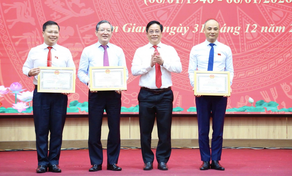 An Giang tổ chức họp mặt kỷ niệm 80 năm Ngày Tổng tuyển cử và tổng kết nhiệm kỳ Quốc hội khóa XV