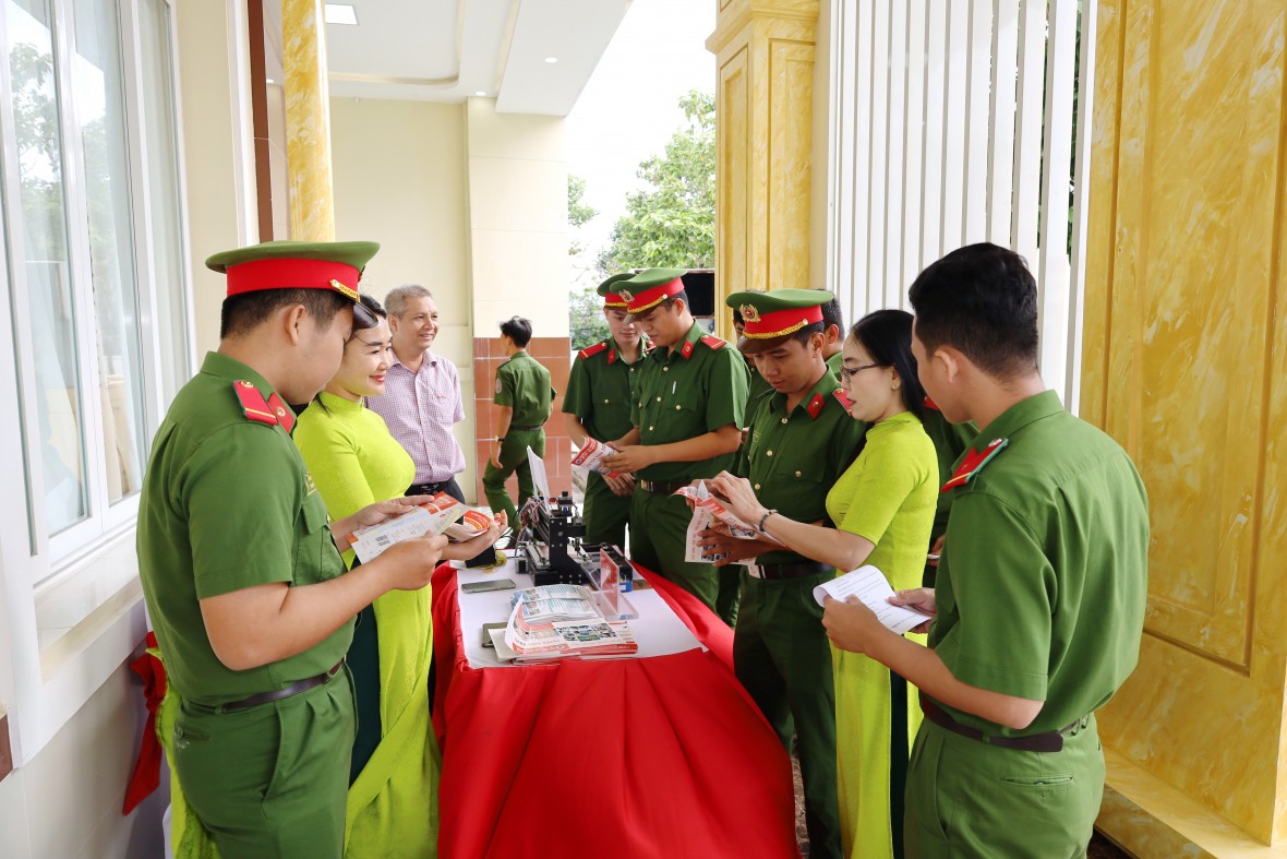 Công an Cà Mau tổ chức “Xuân chiến sĩ” đồng hành cùng chiến sĩ nghĩa vụ Công an Cà Mau tổ chức “Xuân chiến sĩ” đồng hành cùng chiến sĩ nghĩa vụ
