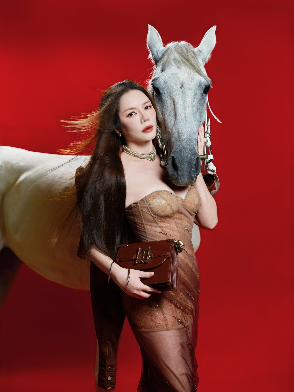 Lý Nhã Kỳ bật mí kế hoạch đón Tết Bính Ngọ Lý Nhã Kỳ bật mí kế hoạch đón Tết Bính Ngọ