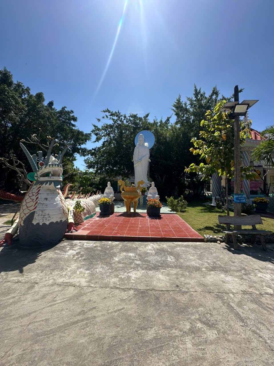 Cửa thiền lưu giữ hồn biển và lòng người nơi Cam Ranh Cửa thiền lưu giữ hồn biển và lòng người nơi Cam Ranh