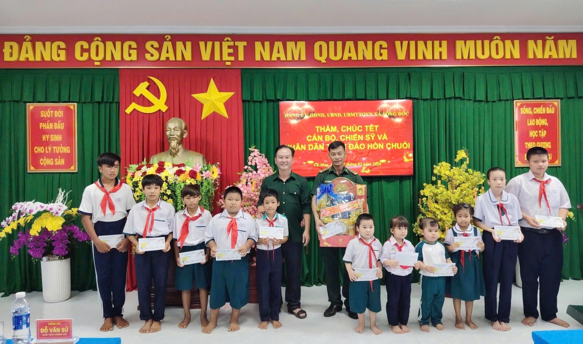 Kinh tế - xã hội xã Sông Đốc (Cà Mau): Năm 2025 đạt và vượt 16/17 chỉ tiêu