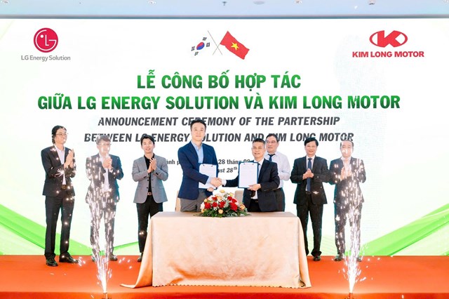 Nh&agrave; m&aacute;y sản xuất v&agrave; lắp r&aacute;p bộ pin của Kim Long Motor khi đi v&agrave;o vận h&agrave;nh sẽ gi&uacute;p đạt mục ti&ecirc;u nội địa h&oacute;a tr&ecirc;n 80% v&agrave;o qu&yacute; II năm 2026, đồng thời g&oacute;p phần khẳng định vị thế của Việt Nam tr&ecirc;n bản đồ ng&agrave;nh năng lượng sạch to&agrave;n cầu v&agrave; khu vực