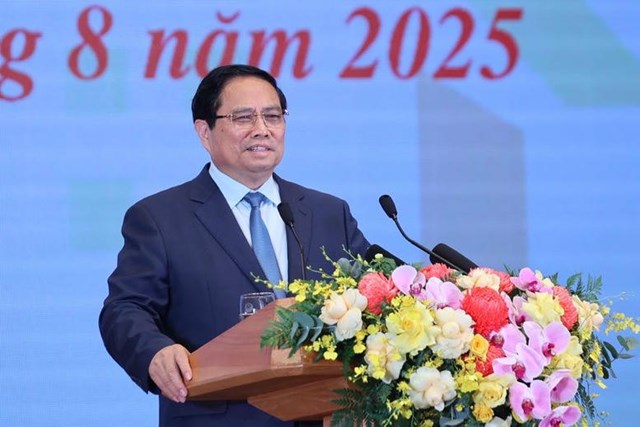 Thủ tướng y&ecirc;u cầu tiếp tục tạo việc l&agrave;m, sinh kế để c&aacute;c hộ d&acirc;n 