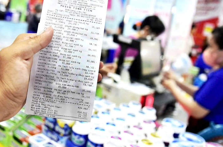 Lập hóa đơn khi bán hàng hóa, dịch vụ là yêu cầu bắt buộc Lập hóa đơn khi bán hàng hóa, dịch vụ là yêu cầu bắt buộc