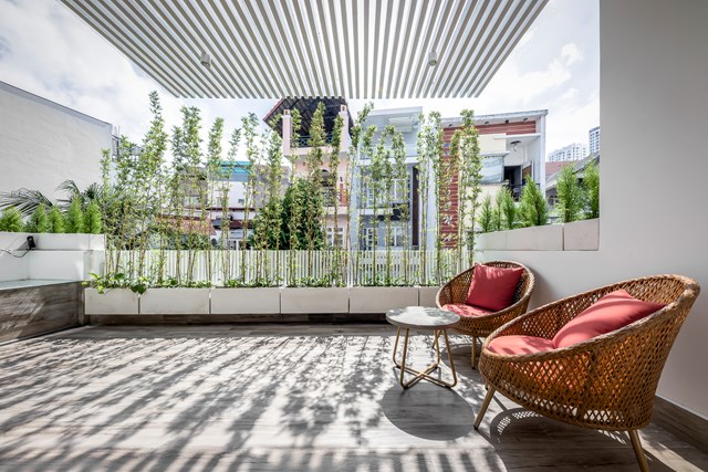 Ngôi nhà được thiết kế trong 'mùa Covid': Không có phòng ngủ riêng, tối ưu sân chơi - Ảnh 5 Ngôi nhà được thiết kế trong 'mùa Covid': Không có phòng ngủ riêng, tối ưu sân chơi - Ảnh 5