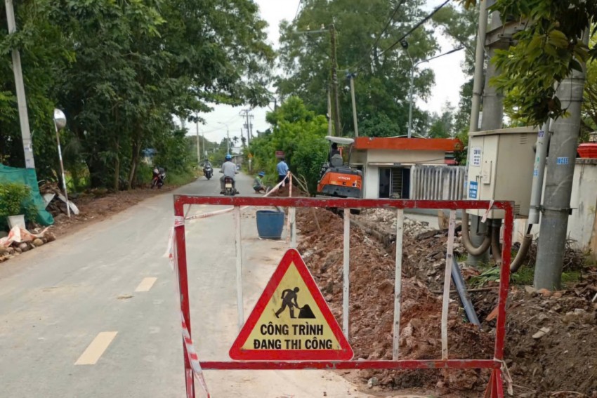 Công trình mở rộng tuyến ống cấp nước tại phường Tân Triều nhằm nâng tỷ lệ hộ dân được sử dụng nước sạch.