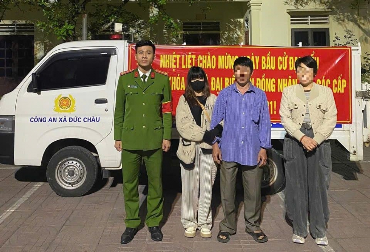 Thoát bẫy “bắt cóc online”, cô gái được hỗ trợ kịp thời trở về nhà